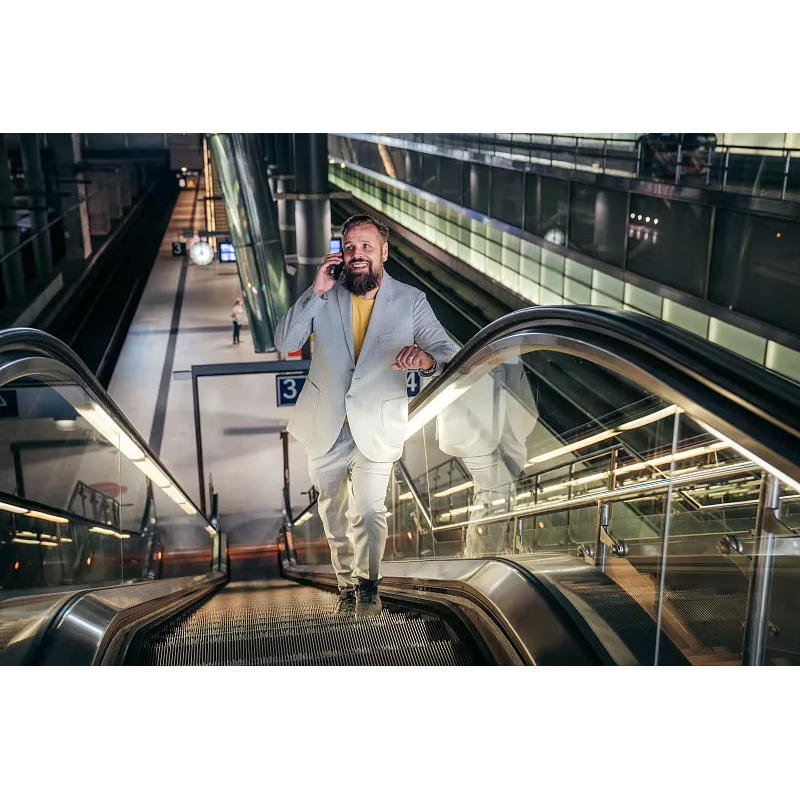 VTES107 30-Grad-Vvvf-Steuerung, wirtschaftliche kommerzielle Rolltreppe für den Innenbereich mit 1 Jahr Garantie, modernes Design für Bürogebäude